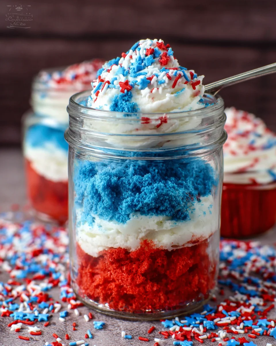 4th of July Cake in a Jar Dessert