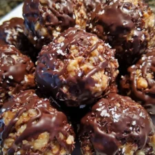 Chocolate Rice Krispie Balls