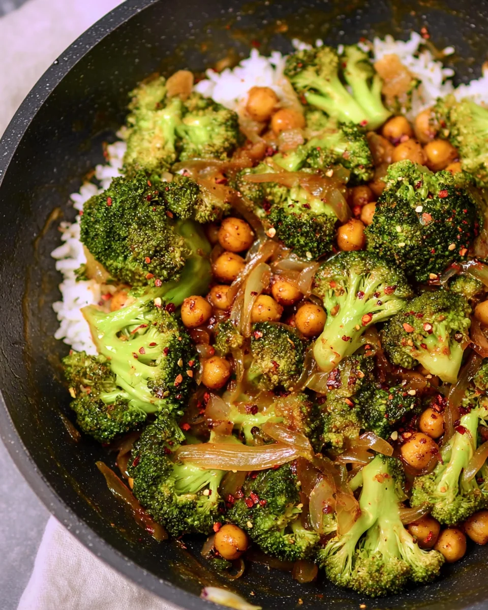 Garlic Broccoli Stir Fry: A Delightfully Easy Recipe!