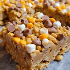 Reese’s Peanut Butter Captain Crunch Bars