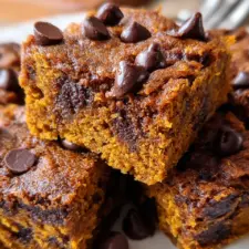 Gingerbread Pumpkin Chocolate Chip Bars