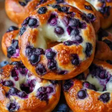 Easy 4 Ingredient Blueberry Bagels